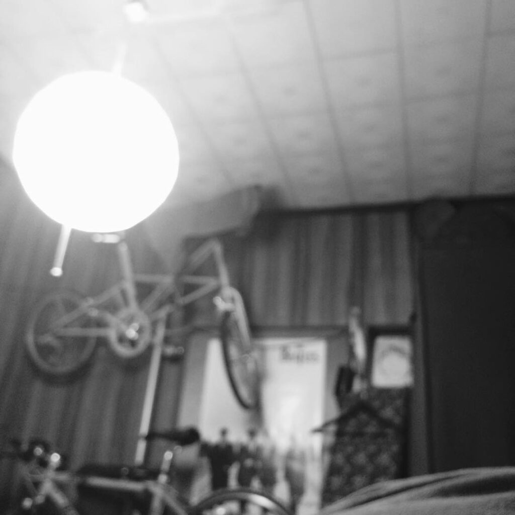 部屋で安静 #風邪 #インフルじゃない #安静