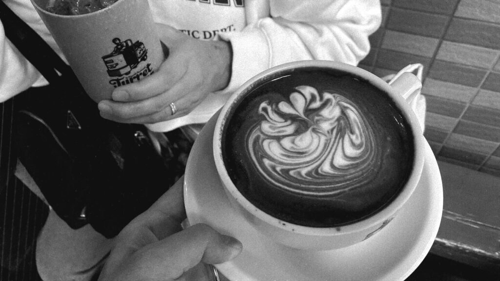 #築地 #turretcoffee #カフェラテ